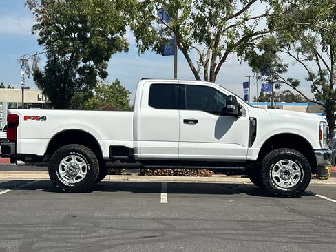 Used 2026 Ford F250 XLT w/ 360-Degree Camera Package AWD/4WD image 8