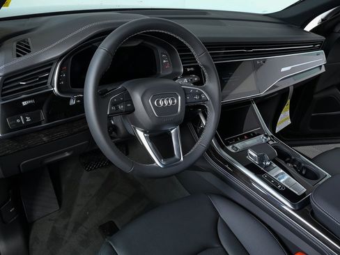 New 2026 Audi Q8 Premium Plus image 4