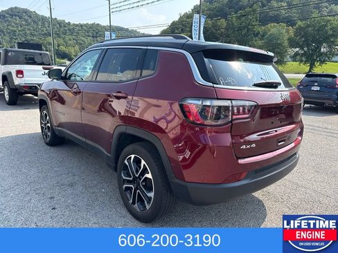 Used 2022 Jeep Compass Limited AWD/4WD image 10