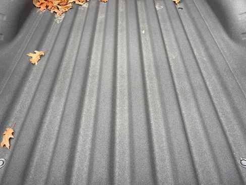 Used 2026 Nissan Frontier SV w/ SV Convenience Package image 5