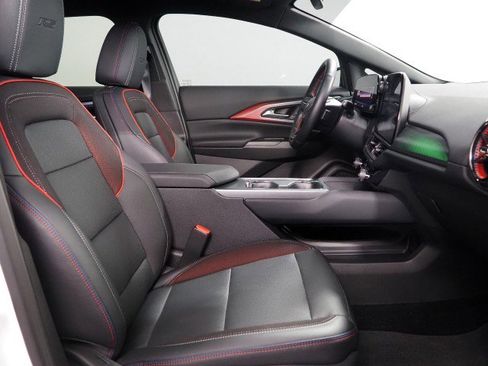 Used 2024 Chevrolet Equinox EV RS image 14