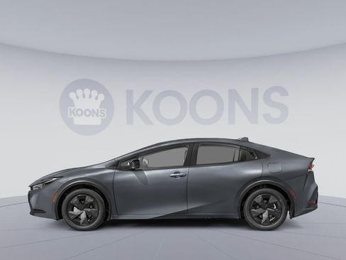 New 2026 Toyota Prius LE image 4