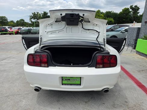 Used 2007 Ford Mustang GT RWD image 42