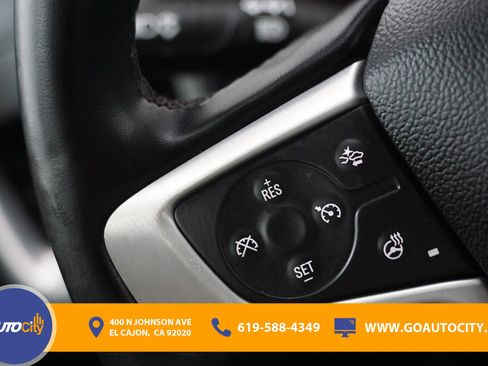 Used 2023 GMC Terrain SLT image 22