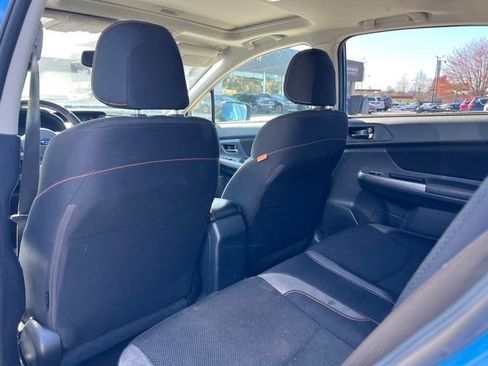 Used 2016 Subaru Crosstrek 2.0i Premium w/ Moonroof Package image 13