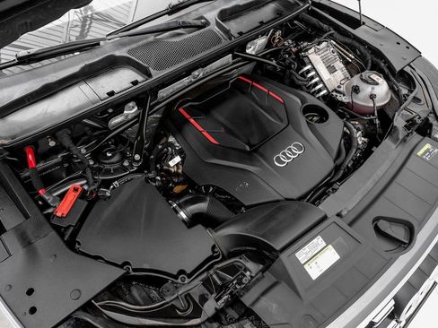 Used 2022 Audi SQ5 Prestige AWD/4WD image 49