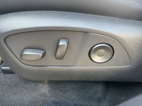 New 2026 Chevrolet Traverse LT w/ Driver Confidence Package image 12