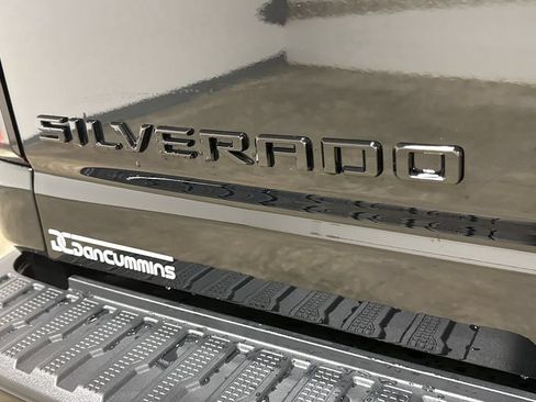 Used 2026 Chevrolet Silverado 3500 High Country w/ High Country Premium Package AWD/4WD image 27