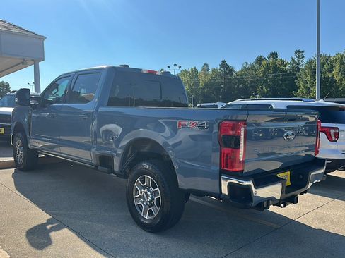 Used 2023 Ford F250 Lariat w/ Lariat Ultimate Package AWD/4WD image 7