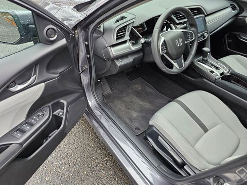 Used 2018 Honda Civic EX image 15