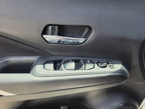 Used 2023 Nissan Kicks SV FWD image 19
