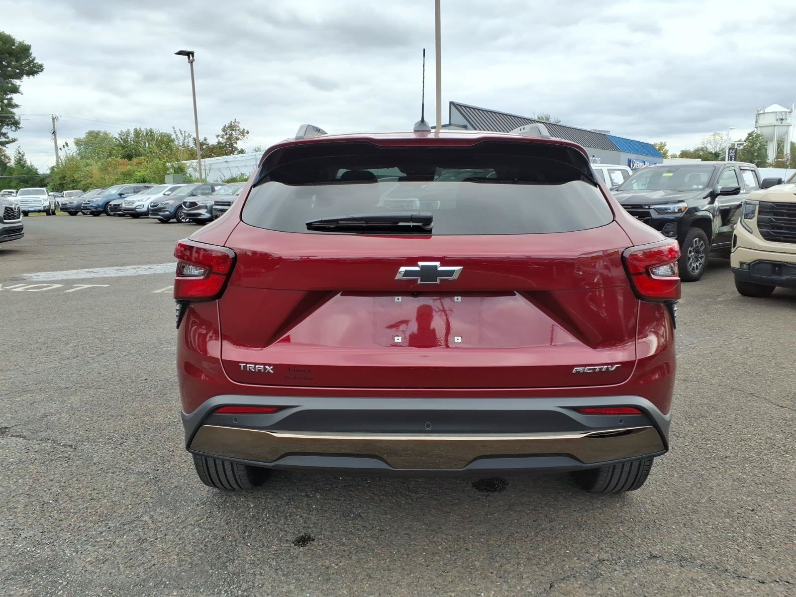 Used 2024 Chevrolet Trax ACTIV w/ Sunroof Package FWD image 4