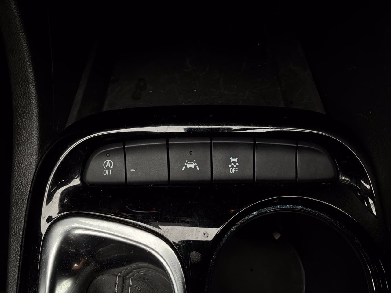 Used 2025 Buick Encore GX Preferred FWD image 26