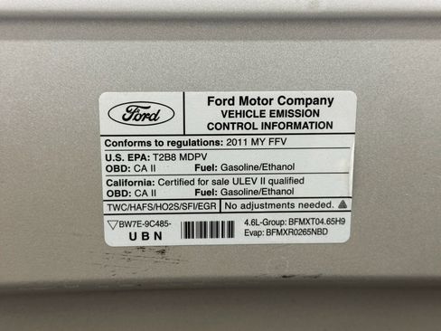 Used 2011 Ford E-150 and Econoline 150 w/ Commercial Cargo Van Pkg image 40