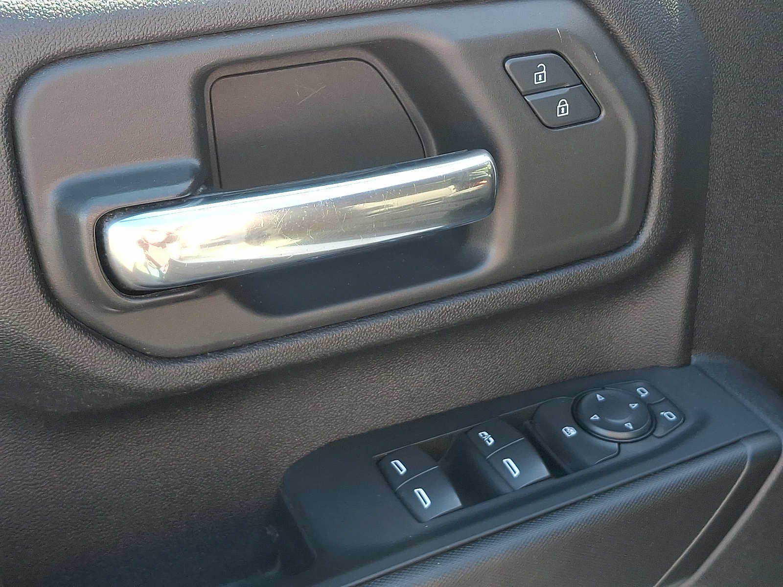Used 2024 Chevrolet Silverado 2500 Custom w/ Custom Convenience Package AWD/4WD image 12