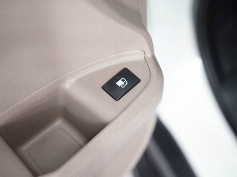 Used 2017 Honda Pilot EX image 44