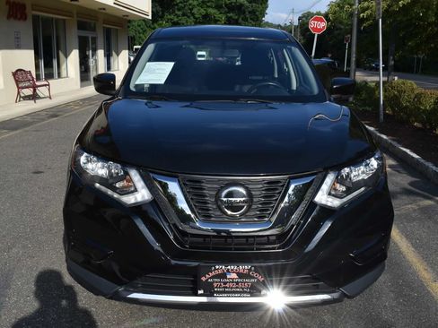 Used 2018 Nissan Rogue S AWD/4WD image 9