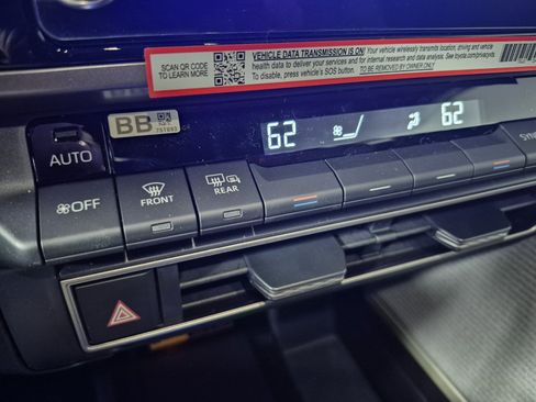 New 2026 Toyota Camry Hybrid image 28