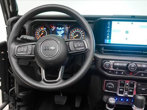 Used 2026 Jeep Wrangler Unlimited Sport AWD/4WD image 39
