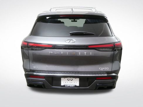 Certified 2025 INFINITI QX60 Luxe w/ Cargo Package AWD/4WD image 4