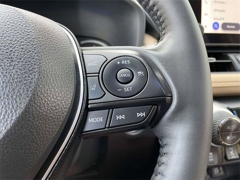 Used 2023 Toyota RAV4 XLE Premium image 26