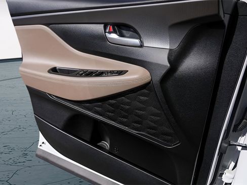 Used 2019 Hyundai Santa Fe SE image 24