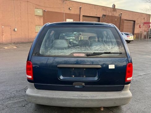 Used 2000 Plymouth Voyager image 5