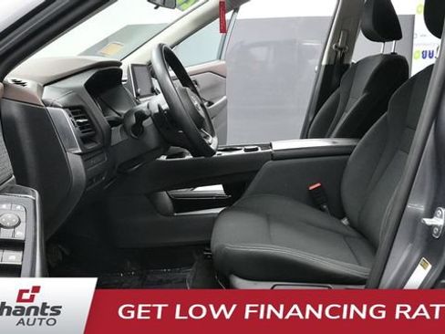 Used 2023 Nissan Rogue S AWD/4WD image 18