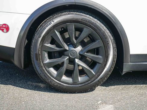 Used 2023 Tesla Model X AWD/4WD image 11