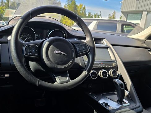 Used 2019 Jaguar E-PACE S AWD/4WD image 17