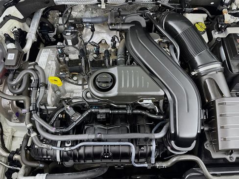 Used 2023 Volkswagen Taos S image 62