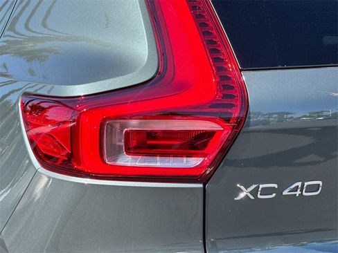New 2026 Volvo XC40 B5 Ultra image 26