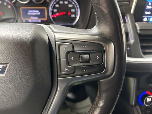 Used 2021 Chevrolet Tahoe Z71 w/ Z71 Signature Package image 28