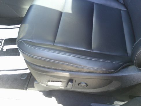 Used 2024 Kia Telluride S w/ S Sunroof Package AWD/4WD image 18