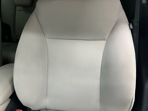 Used 2019 Honda HR-V LX image 21