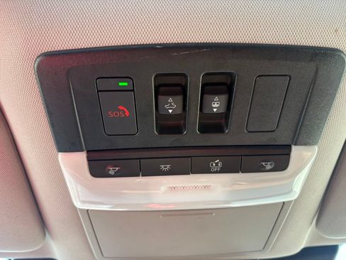 Used 2023 Nissan Pathfinder Platinum w/ Cargo Package AWD/4WD image 24
