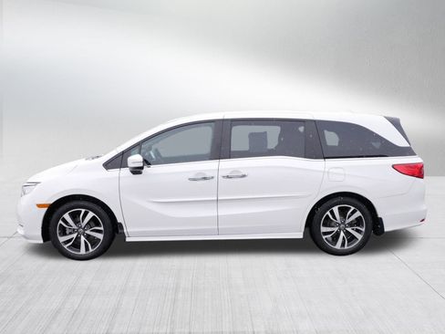 Used 2023 Honda Odyssey Touring image 4