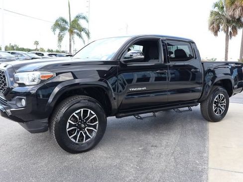 Used 2021 Toyota Tacoma TRD Sport RWD image 4