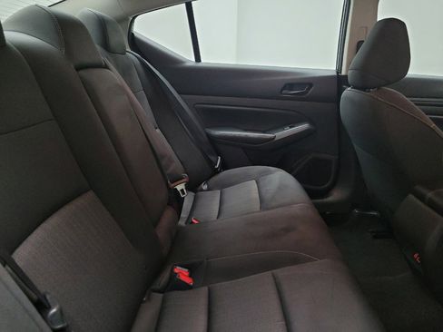 Used 2024 Nissan Altima 2.5 SV image 19