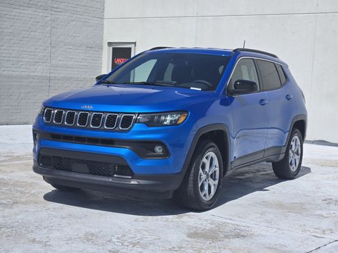 New 2025 Jeep Compass Latitude w/ Convenience Group image 2
