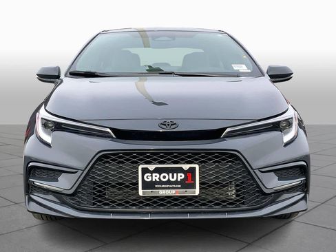 Used 2025 Toyota Corolla SE image 4