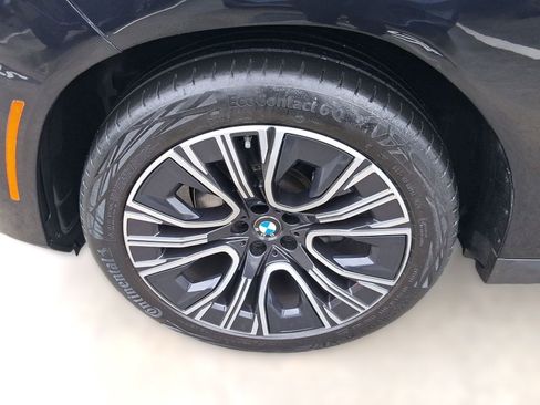 Used 2025 BMW X3 xDrive30i w/ Convenience Package image 12