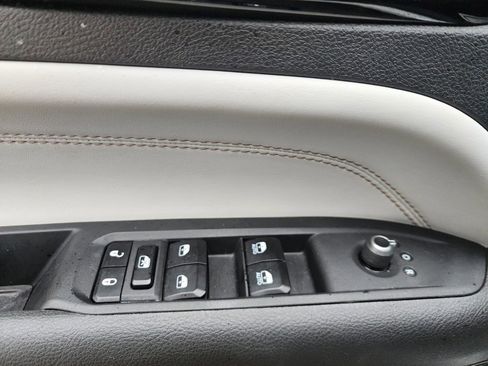 Used 2023 Jeep Compass Limited w/ Elite Group image 31