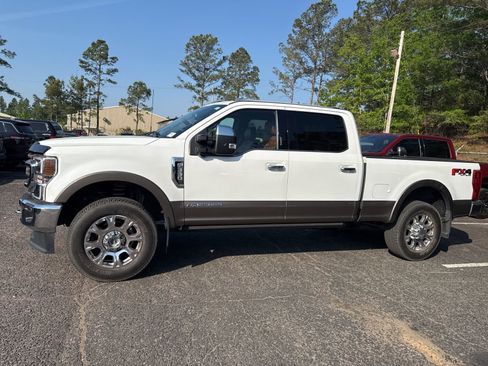 Used 2021 Ford F350 King Ranch w/ King Ranch Ultimate Package image 4
