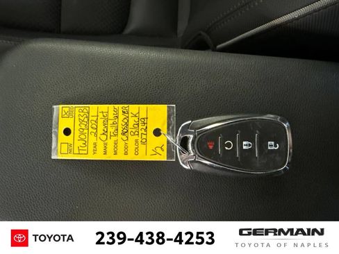 Used 2021 Chevrolet TrailBlazer RS w/ Technology Package FWD image 21