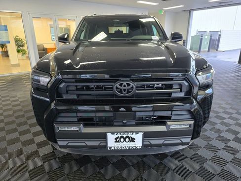 New 2026 Toyota 4Runner SR5 image 8