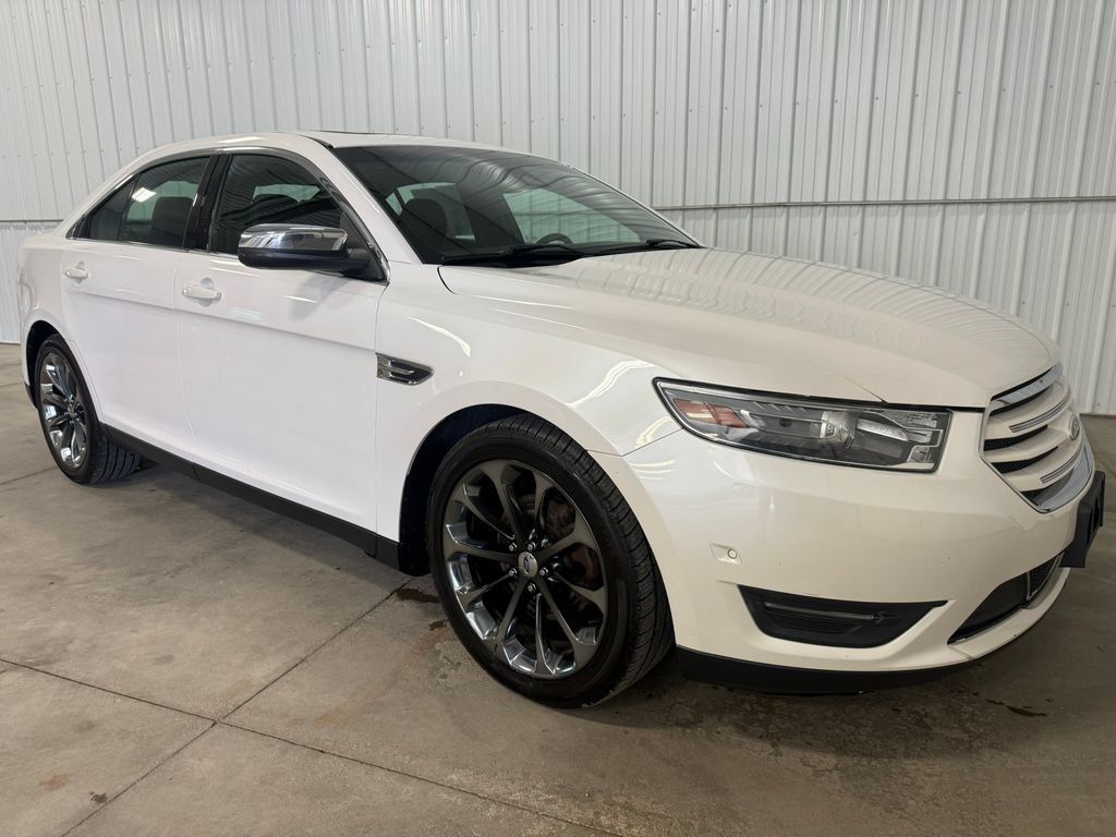Used 2013 Ford Taurus Limited FWD image 11