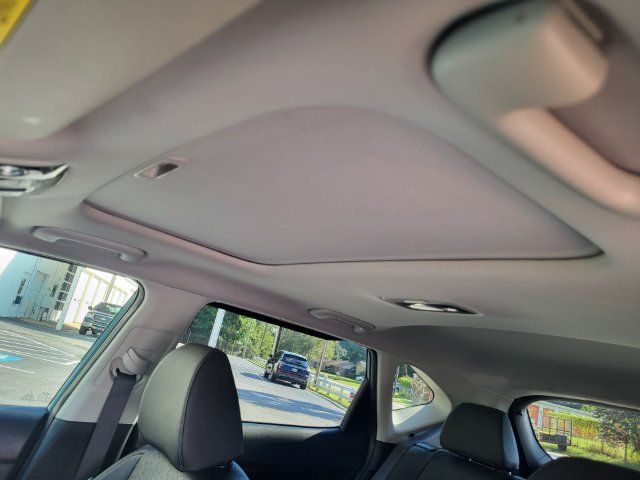 Certified 2024 Kia Seltos EX AWD/4WD image 11