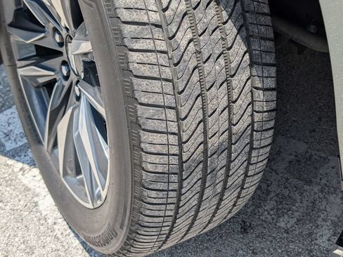 Used 2024 Cadillac Escalade Sport Platinum w/ LPO, Floor Liner Package AWD/4WD image 34