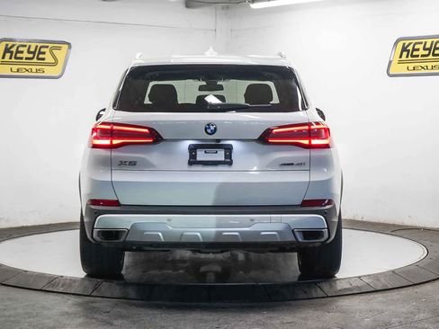 Used 2023 BMW X5 sDrive40i w/ Premium Package image 3